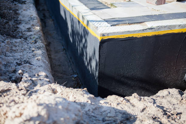 Professional Vapor Barrier Installation technician working in Rock Island, TN
